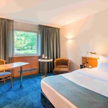 Best Western Plus Hotel Fellbach-Stuttgart Экстерьер фото