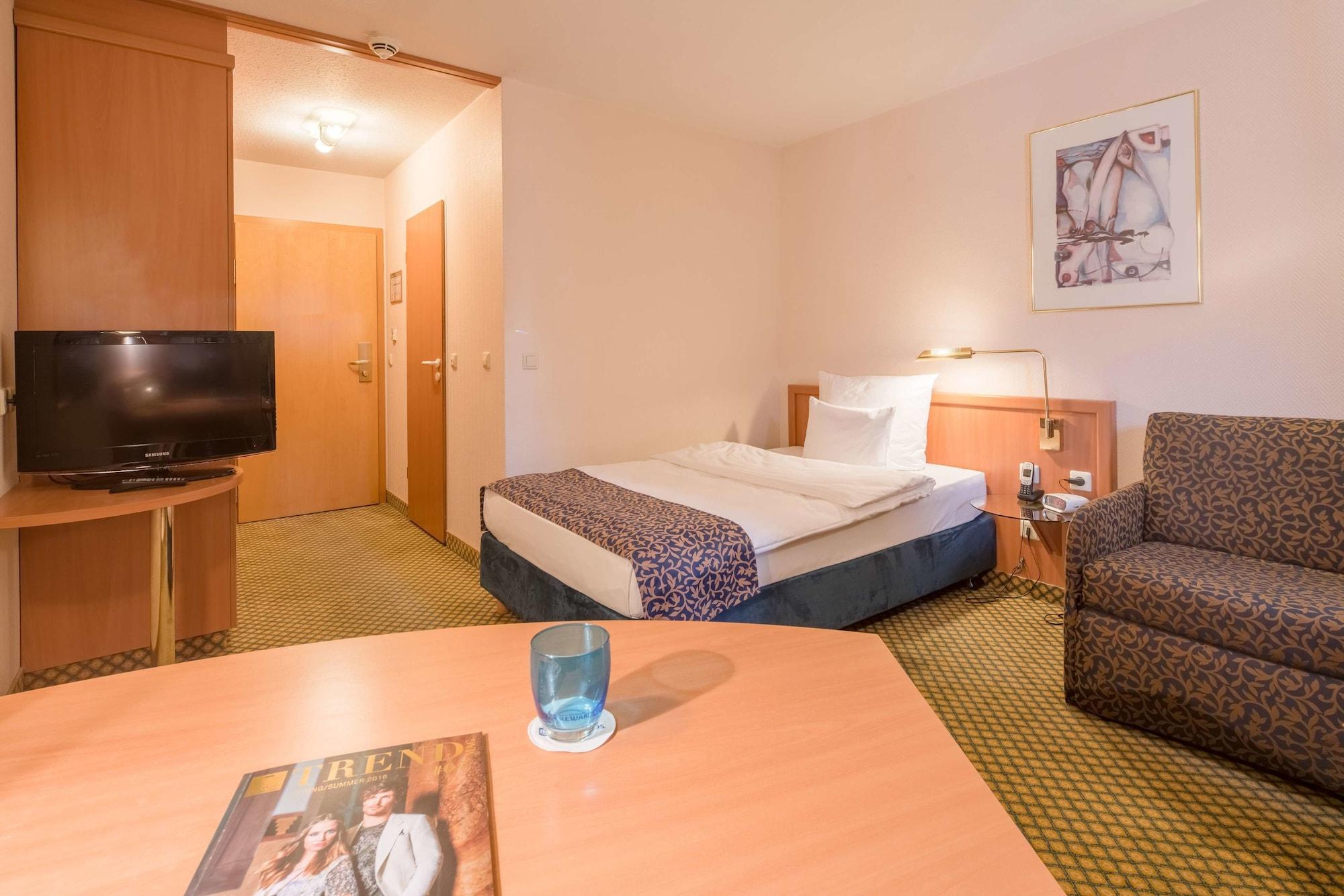 Best Western Plus Hotel Fellbach-Stuttgart Экстерьер фото