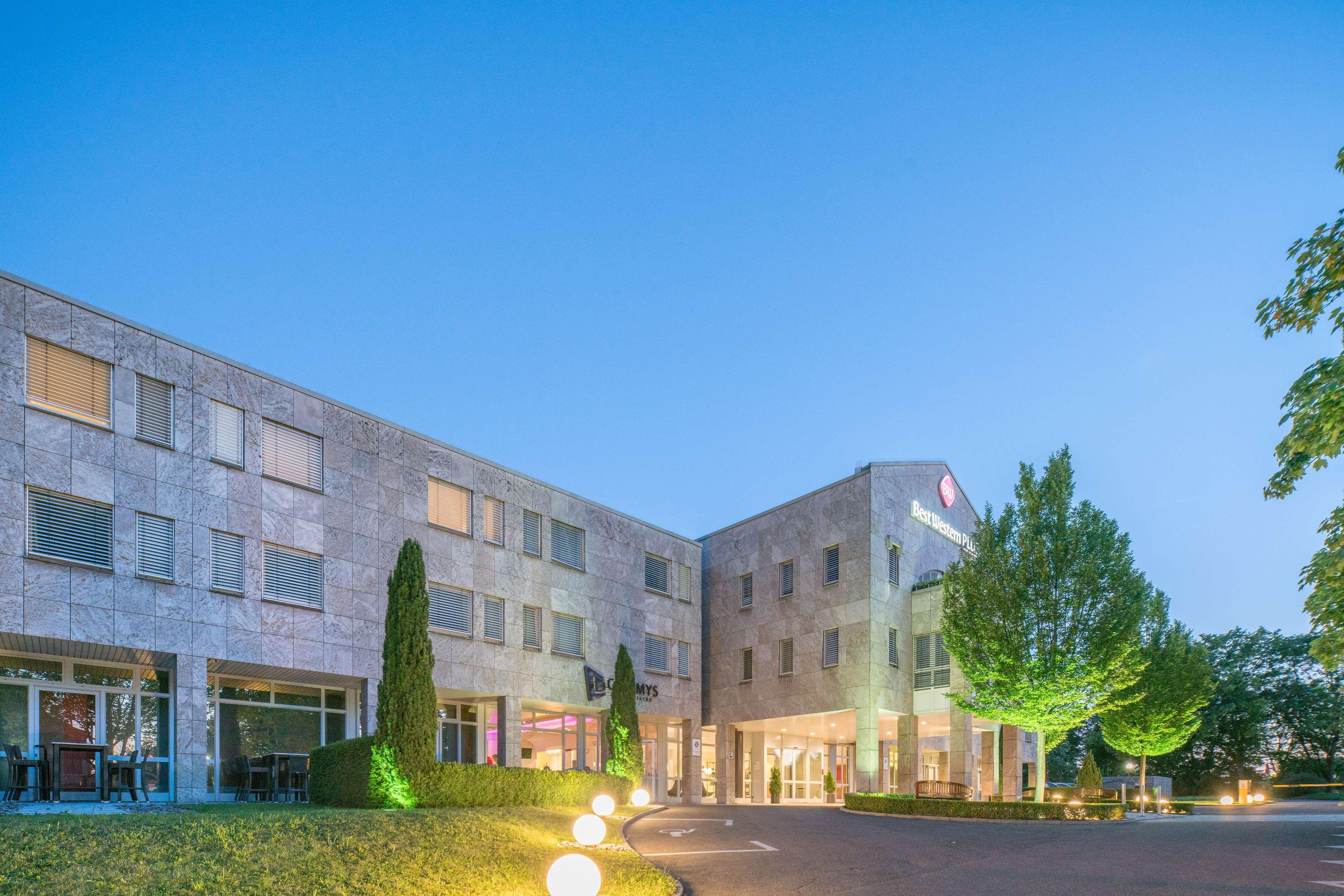 Best Western Plus Hotel Fellbach-Stuttgart Экстерьер фото